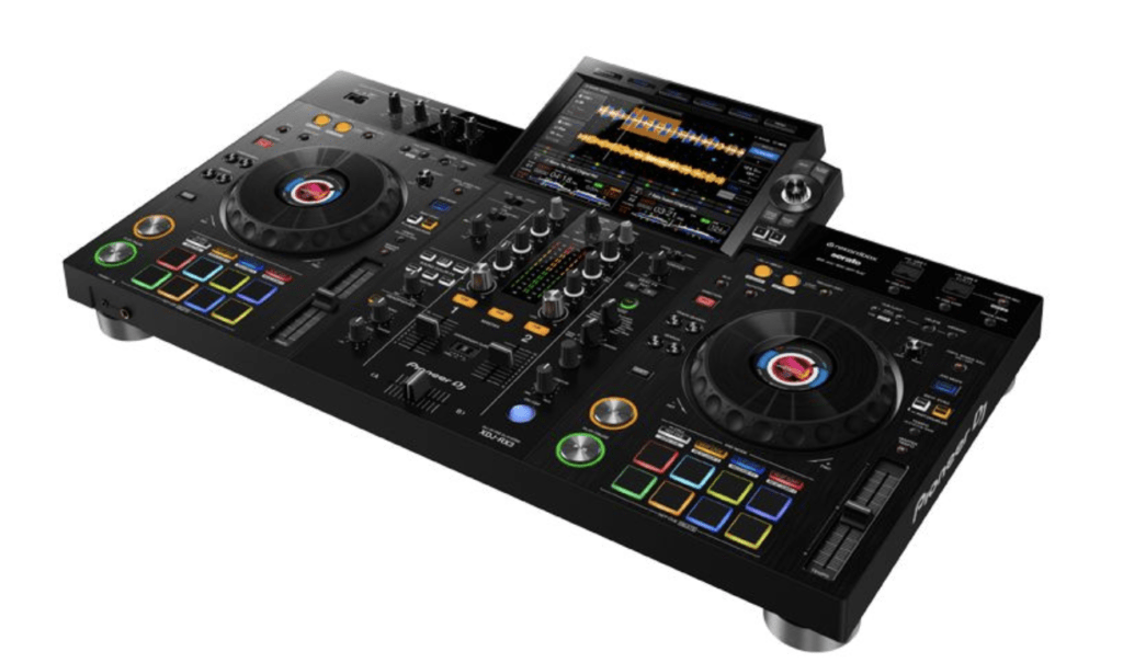 Mesa Dj (Pioneer DJ XDJ-RX3)